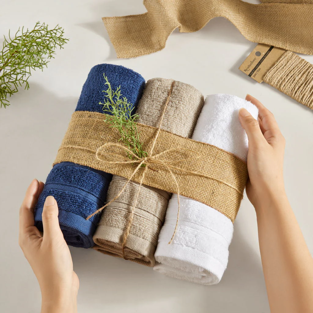 400GSM Essential Bundle Quick Dry 12 Piece Towel Set - White - Image 3