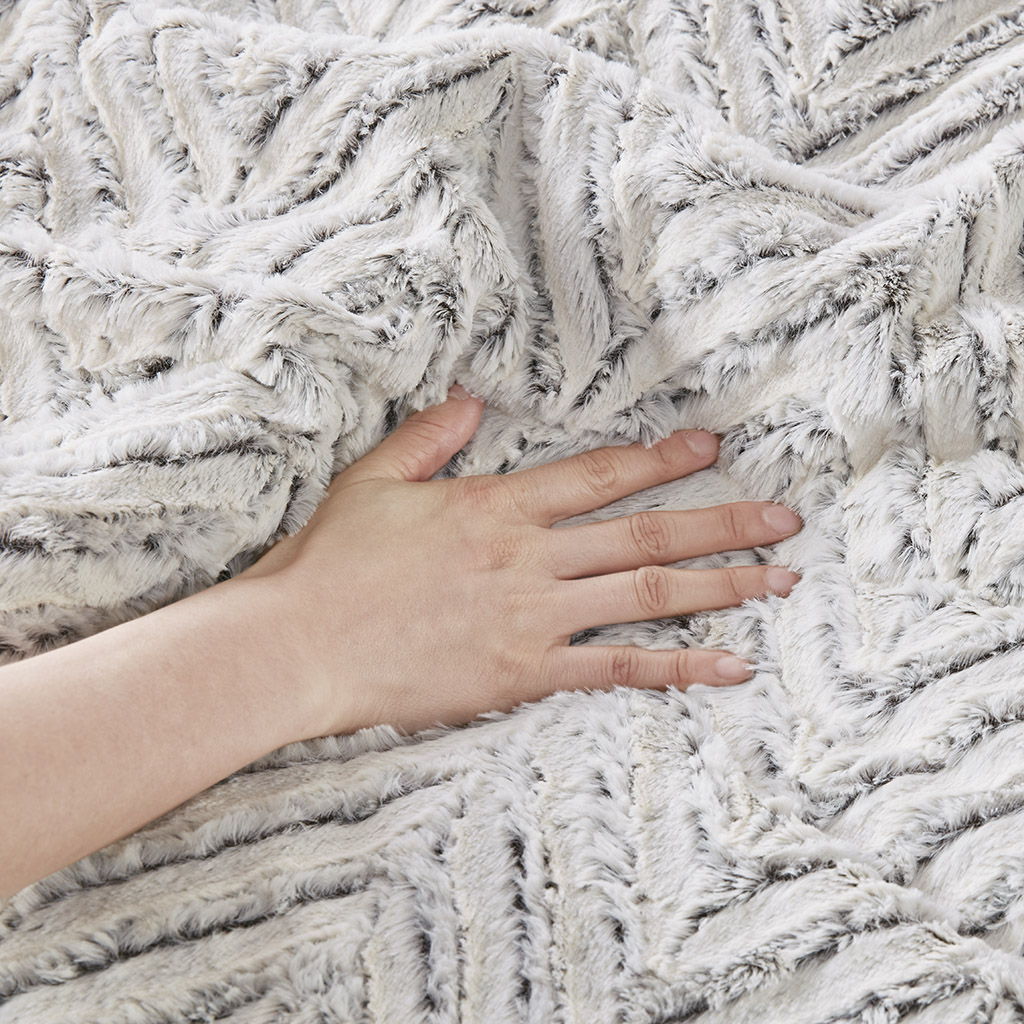 Adelyn - Ultra Down Alternative Comforter Set - Ivory - Image 4
