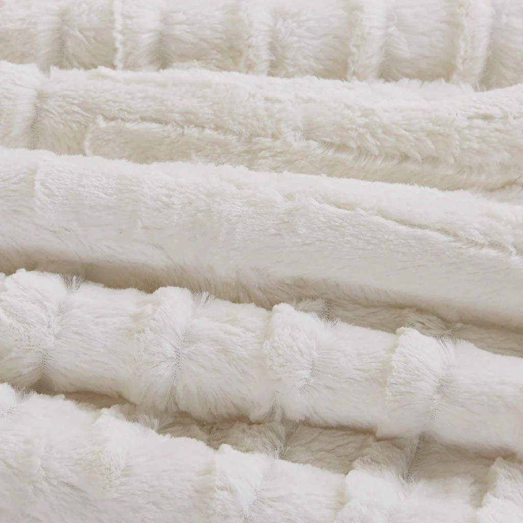 Arctic - King Down Alternative Comforter Mini Set - Ivory - Image 4