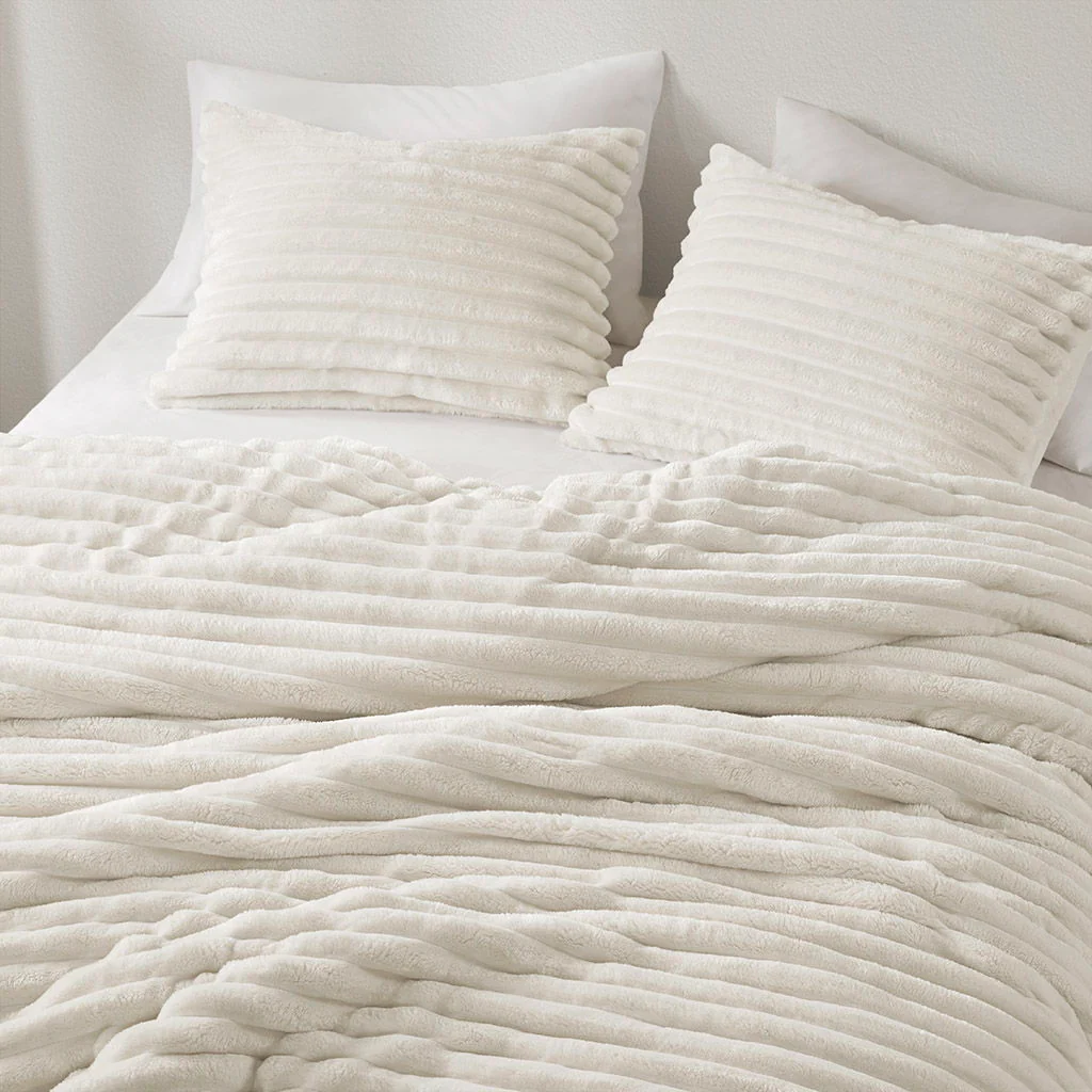 Avril - Full/Queen Fluffy Ribbed Plush Comforter Set - Ivory - Image 3