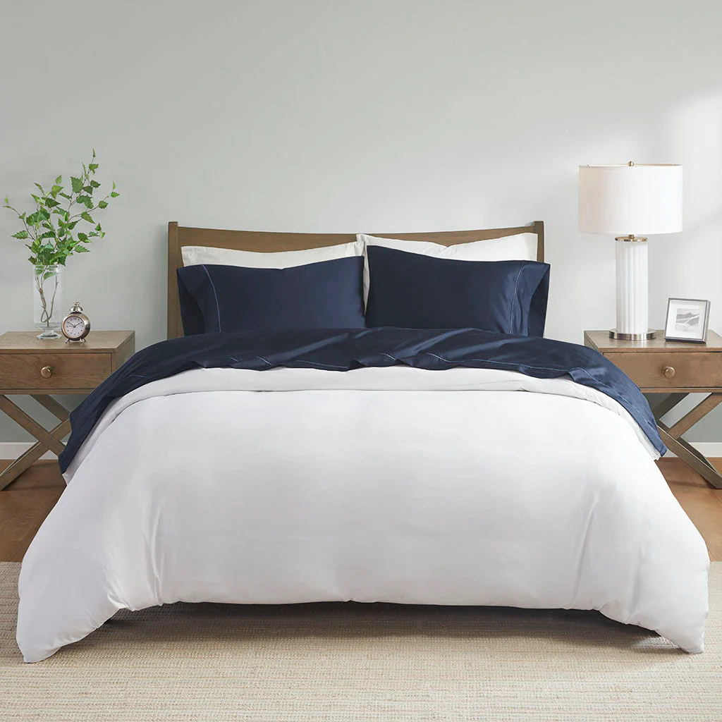 600 Thread Count - California King Sheet Set - Navy - Image 3