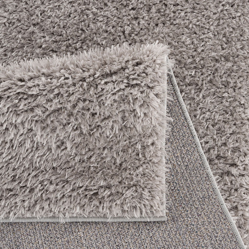 Camdyn - 5' X 7' Shag Area Rug - Gray - Image 4