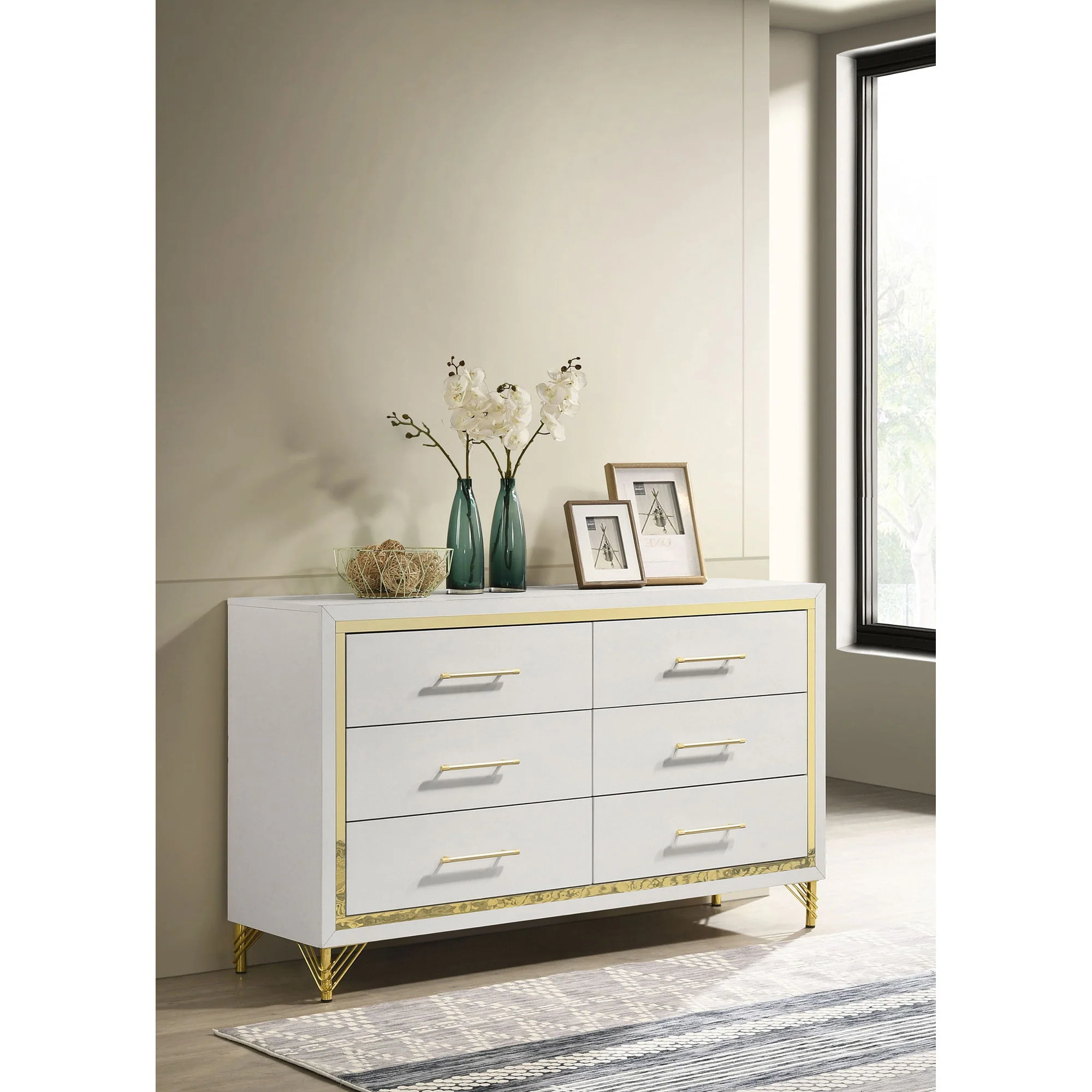 Chesney - 6 Drawer Bedroom Dresser - White - Image 3