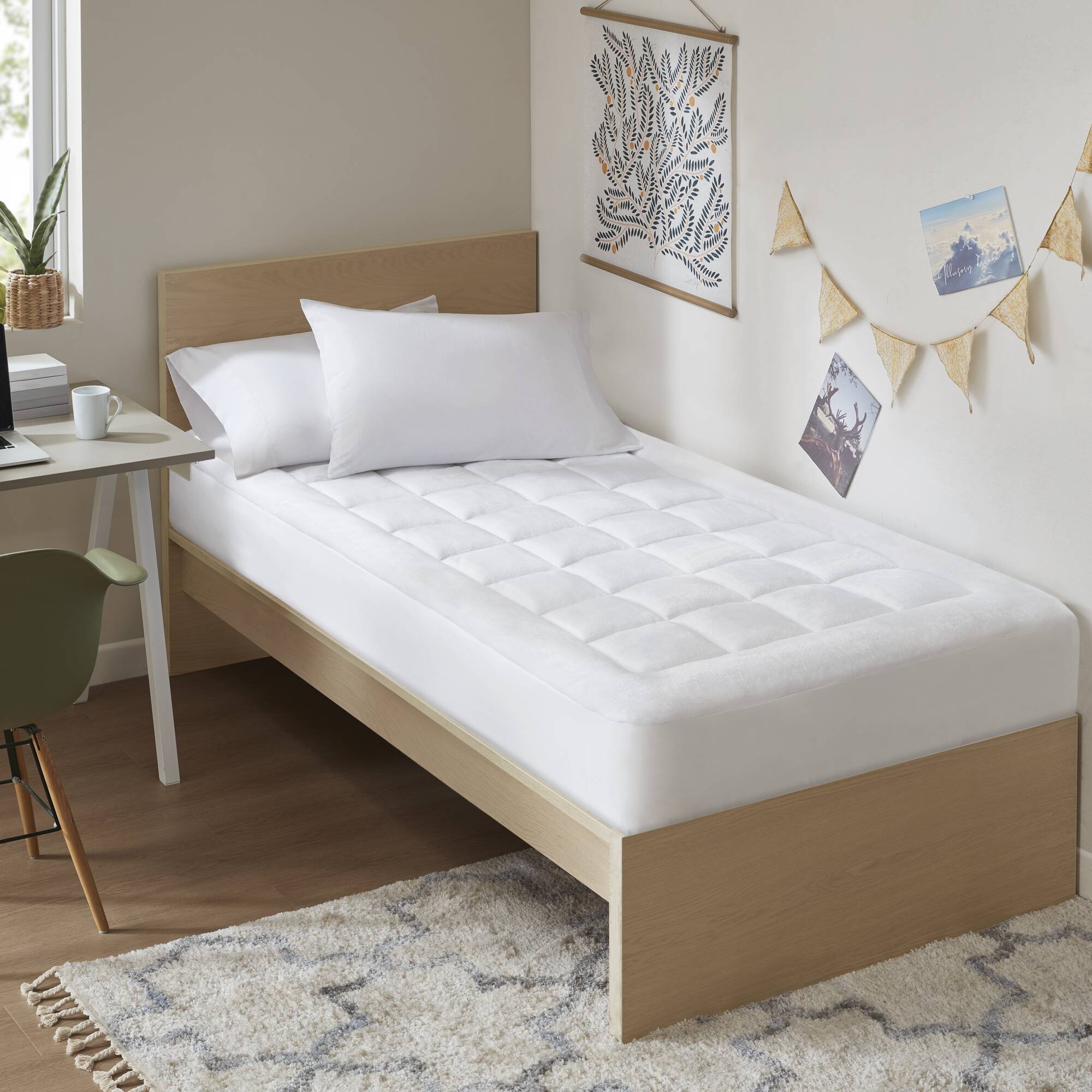 Cloud Soft - Twin Overfilled Hypoallergenic Down Alternative Waterproof Mattress Pad - White - Image 3