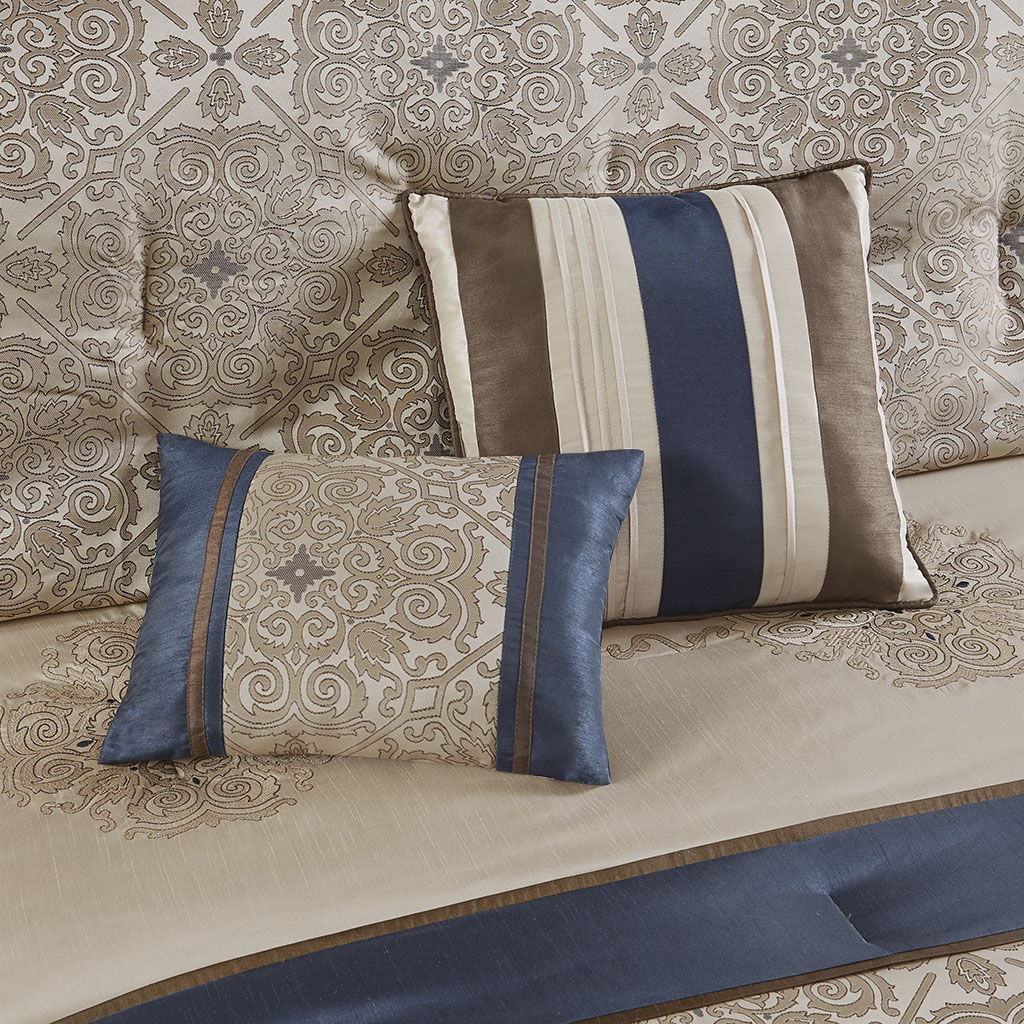 Delaney - King 24 Piece Room In A Bag - Navy - Image 2