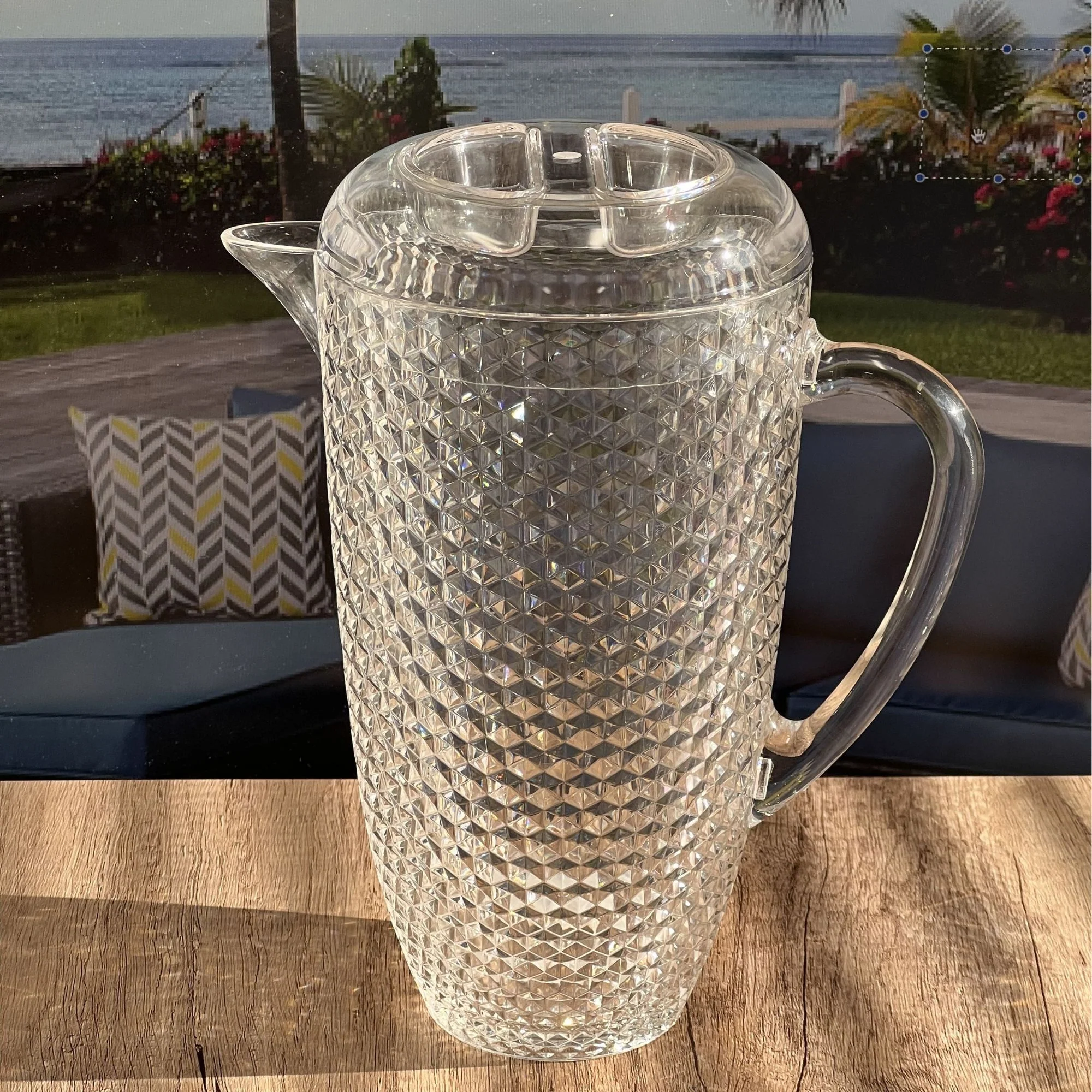 Diamond Cut Unbreakable Plastic Water Pitcher With Lid - Image 7