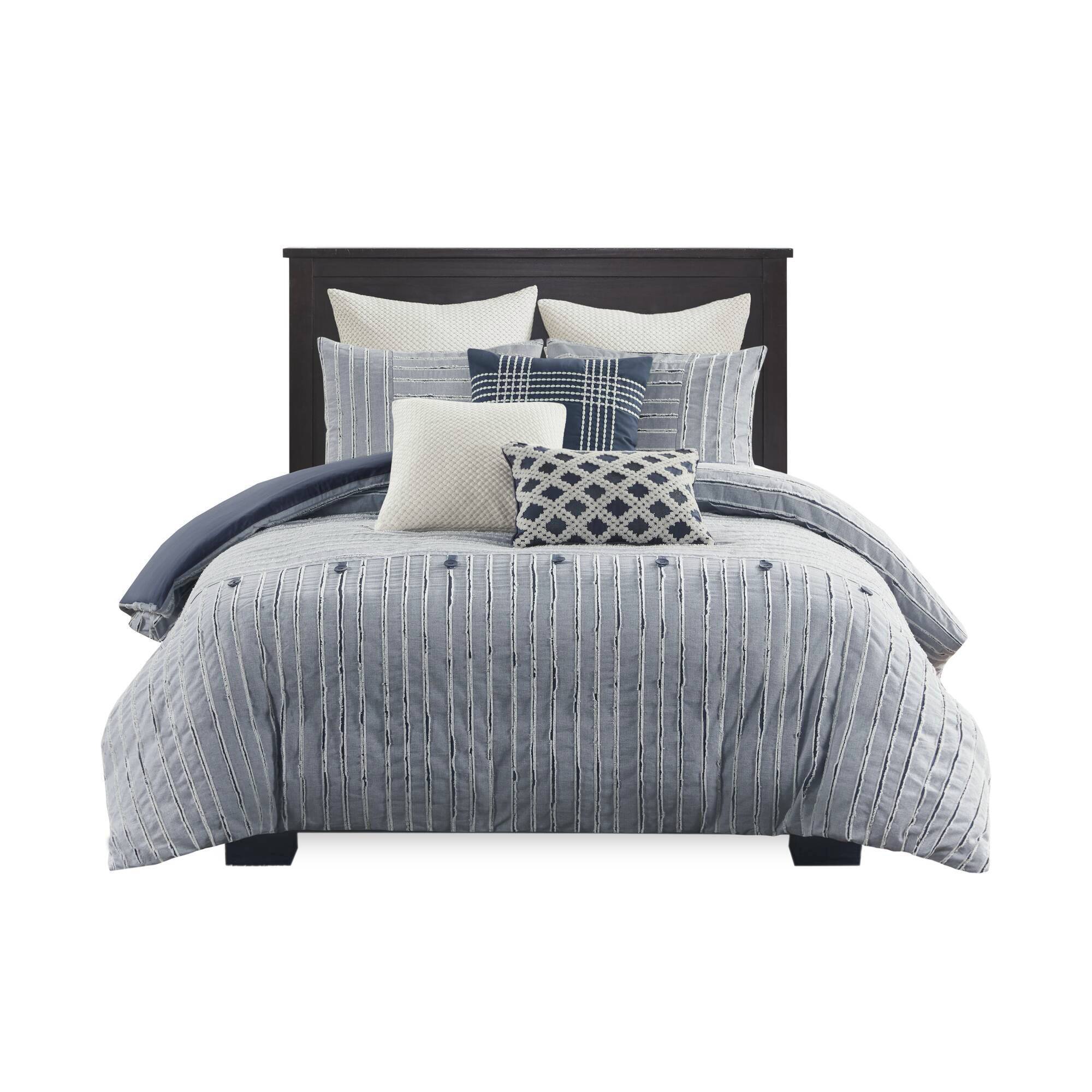 Essence - Oversized Cotton Clipped Jacquard Comforter Set With Euro Shams and Throw Pillows - Light Blue - Image 2