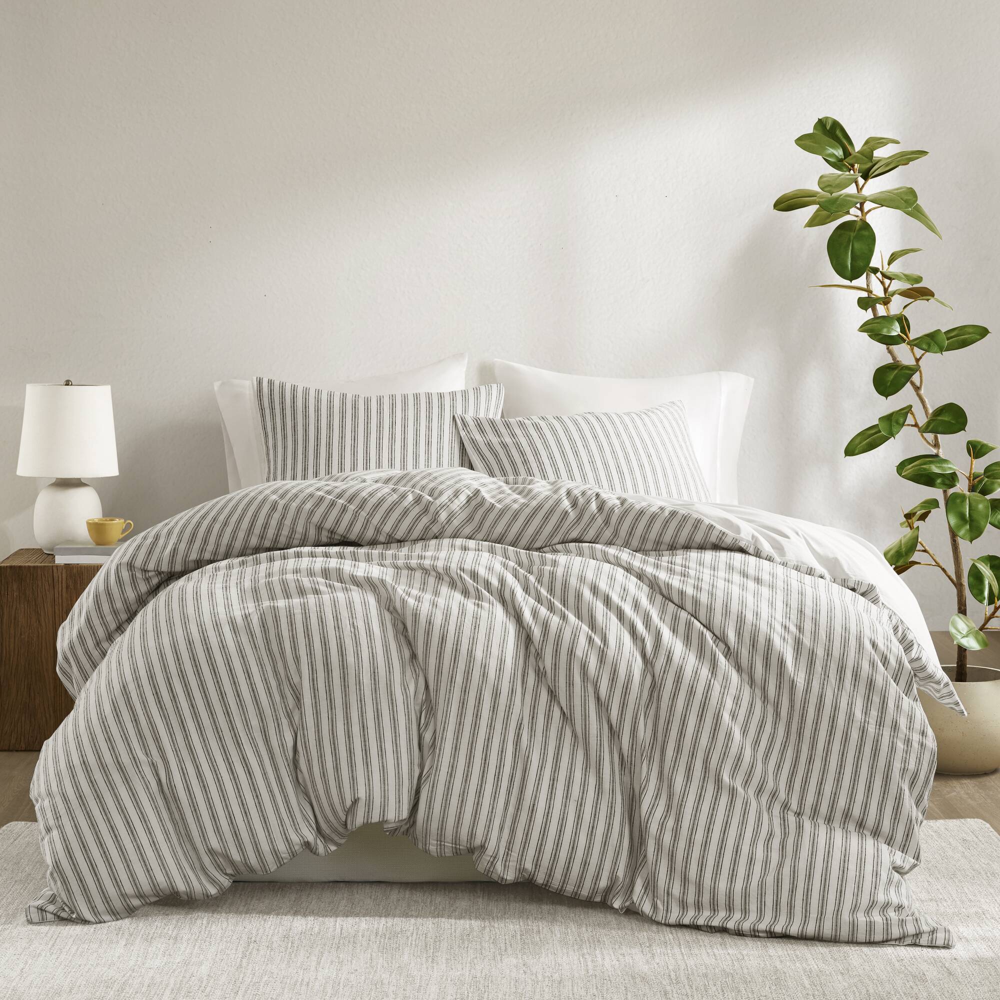 Etta - 3 Piece California King Duvet Set - Gray - Image 4