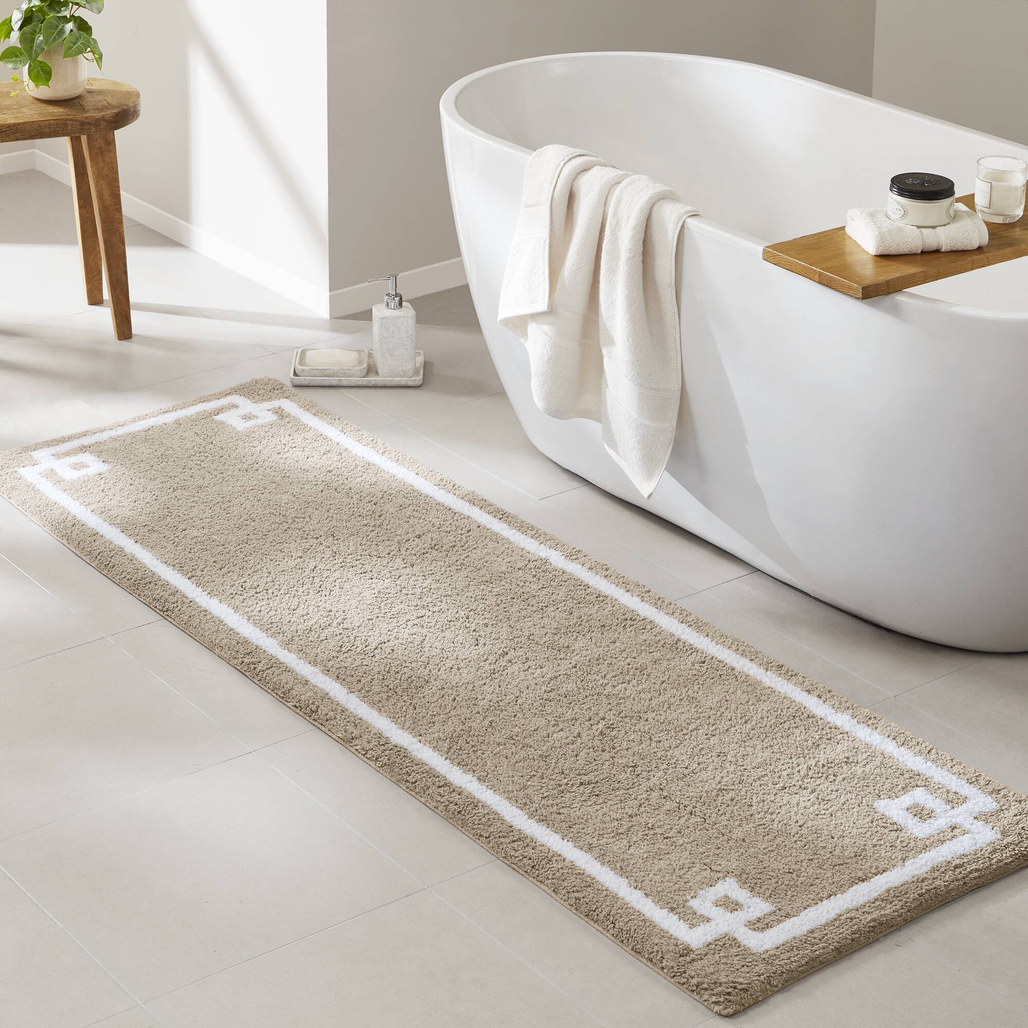 Evan - 20" x 30" Tufted Bath Rug - Taupe - Image 2