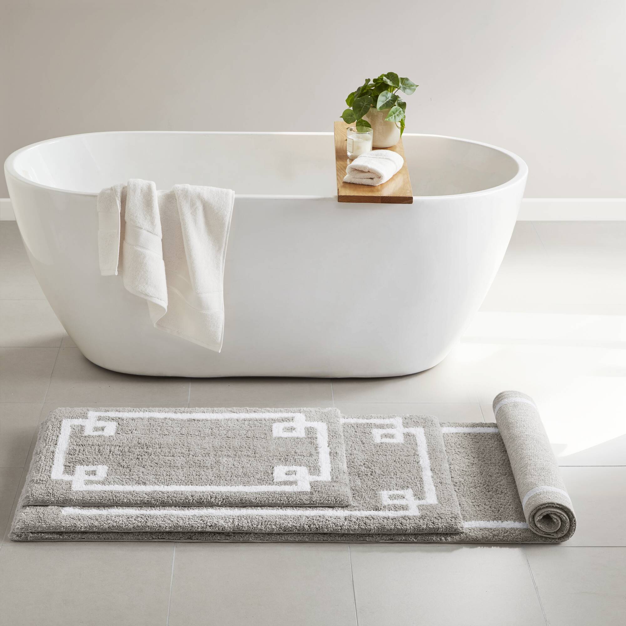 Evan - 24" x 40" Tufted Bath Rug - Gray - Image 2