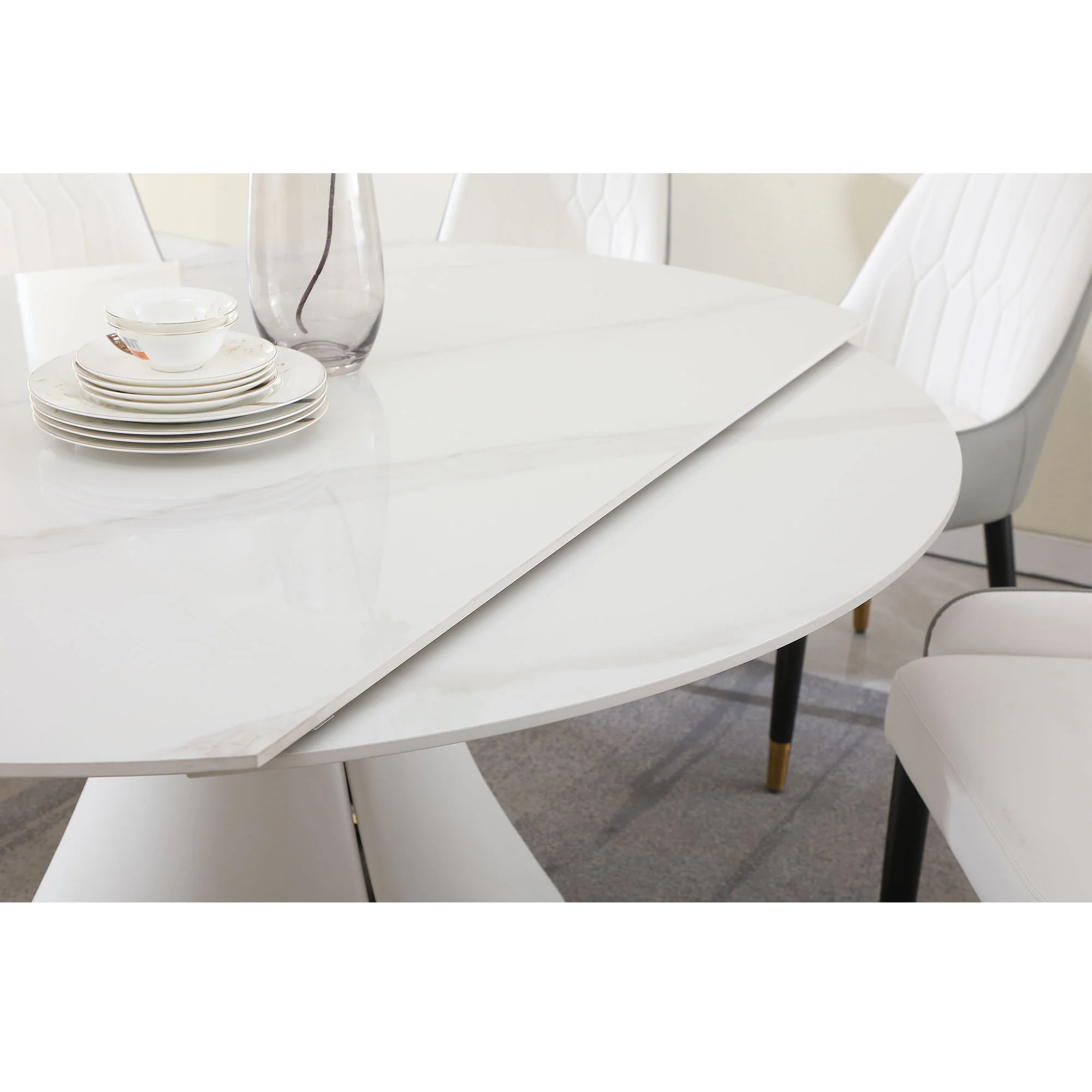 Fashion Modern Sintered Stone Dining Table With Retractable Function And Chairs - Image 4