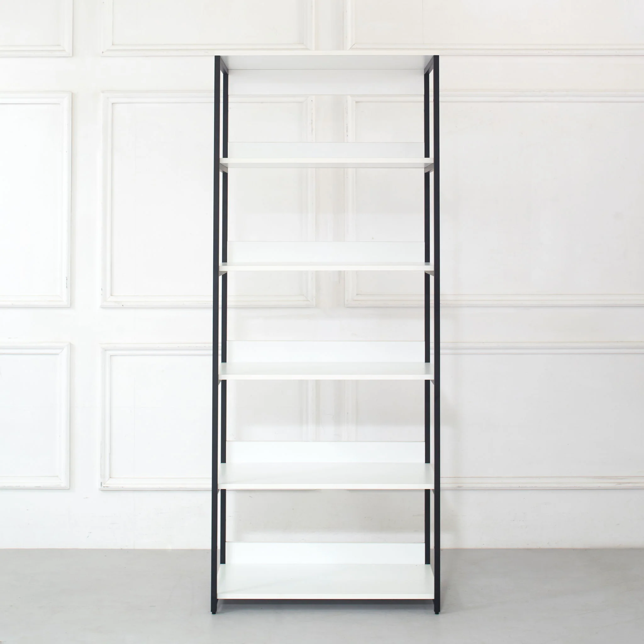 Fiona - Walk In Closet With Shelves - Image 10