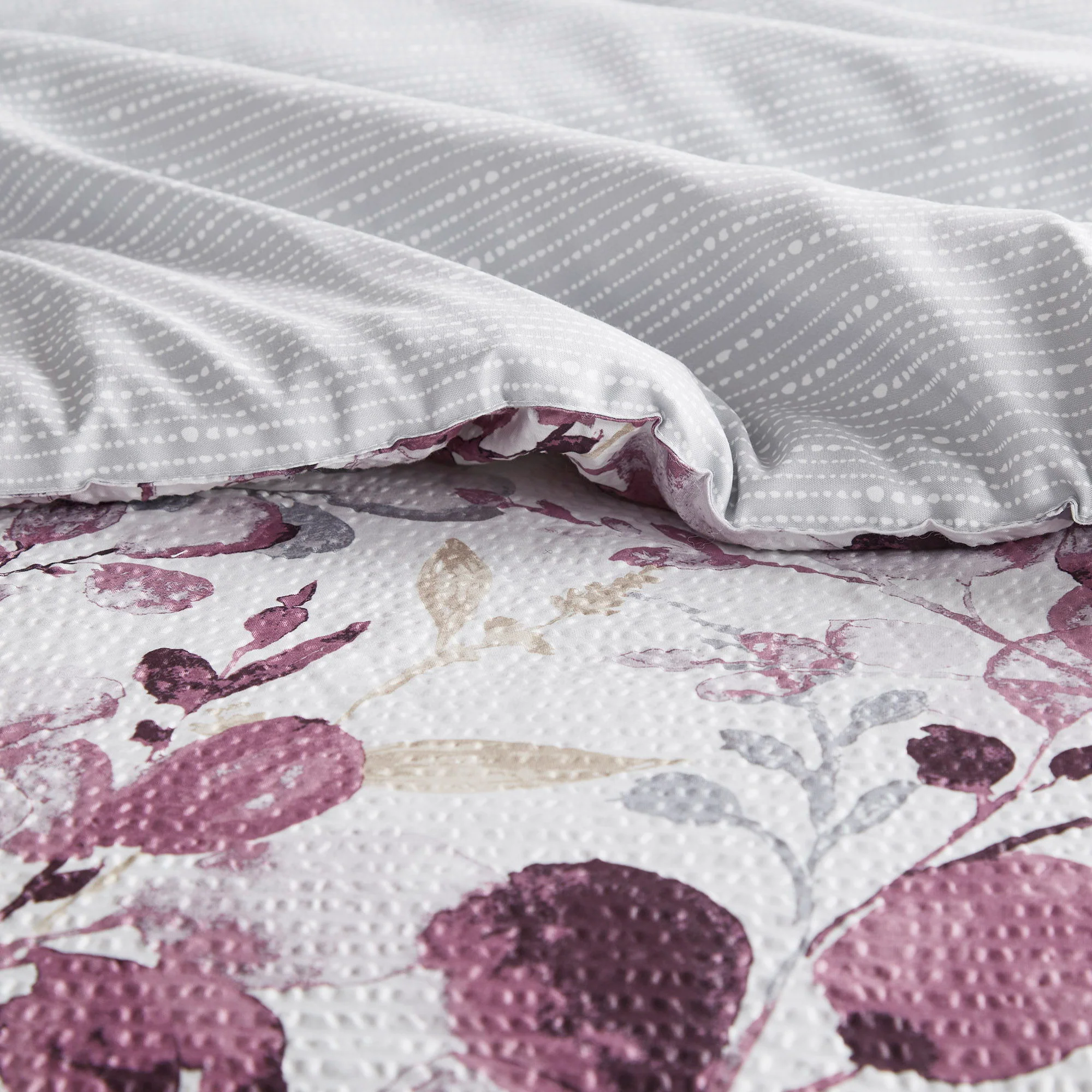 Gabby - Twin/Twin Long Reversible Floral Botanical Seersucker Comforter Set - Plum/Gray - Image 2