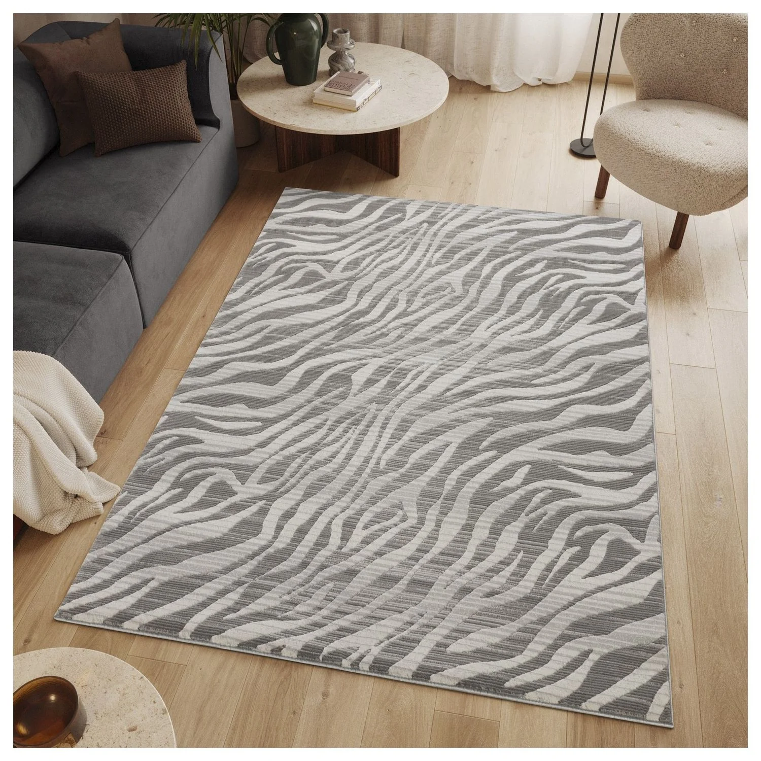 Geometrix - 5'3" X 7'3" Area Rug Geometric & 3D Effect - Ivory / Gray - Image 4