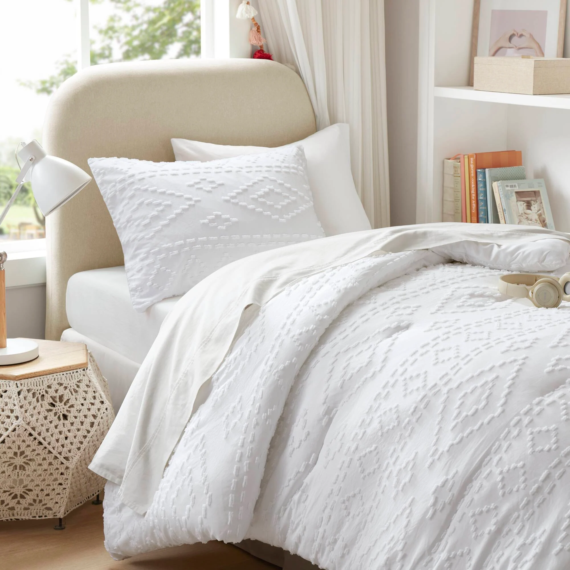 Gigi - Full/Queen Comforter Mini Set - White - Image 3