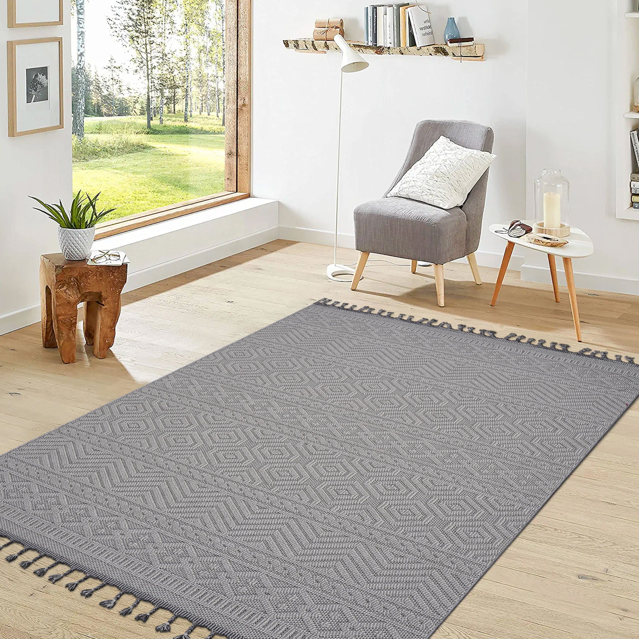 Guros - 8' X 10' Geometric Indoor / Outdoor Area Rug - White - Image 4