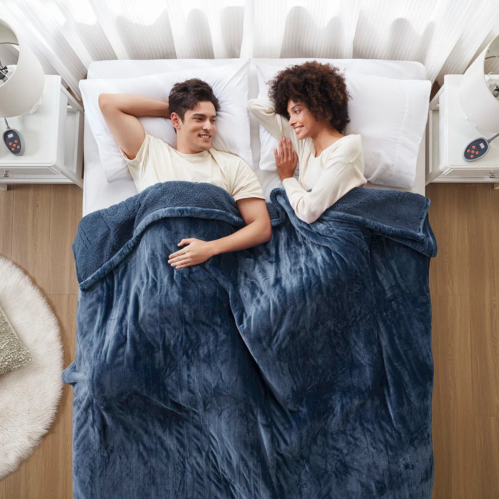 Heated Microlight to Berber - Twin Blanket - Indigo - Image 4