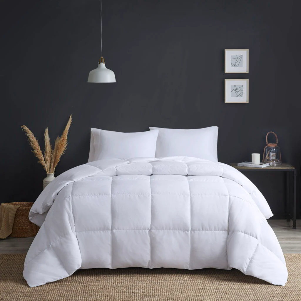 Heavy Warmth - King Oversize Comforter - White