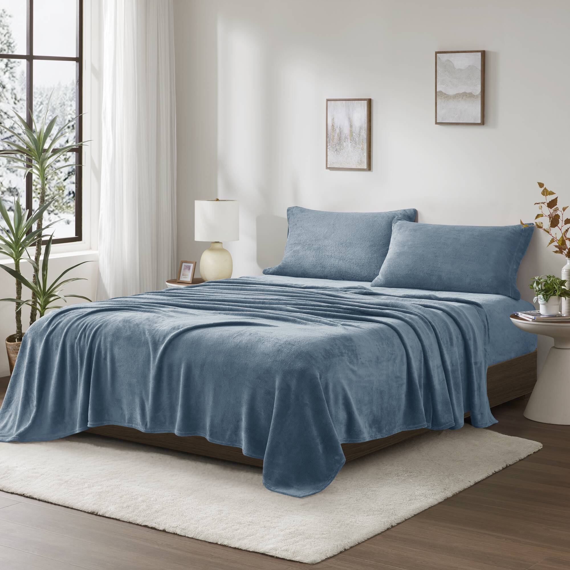 Soloft Plush - King Sheet Set - Blue - Image 3