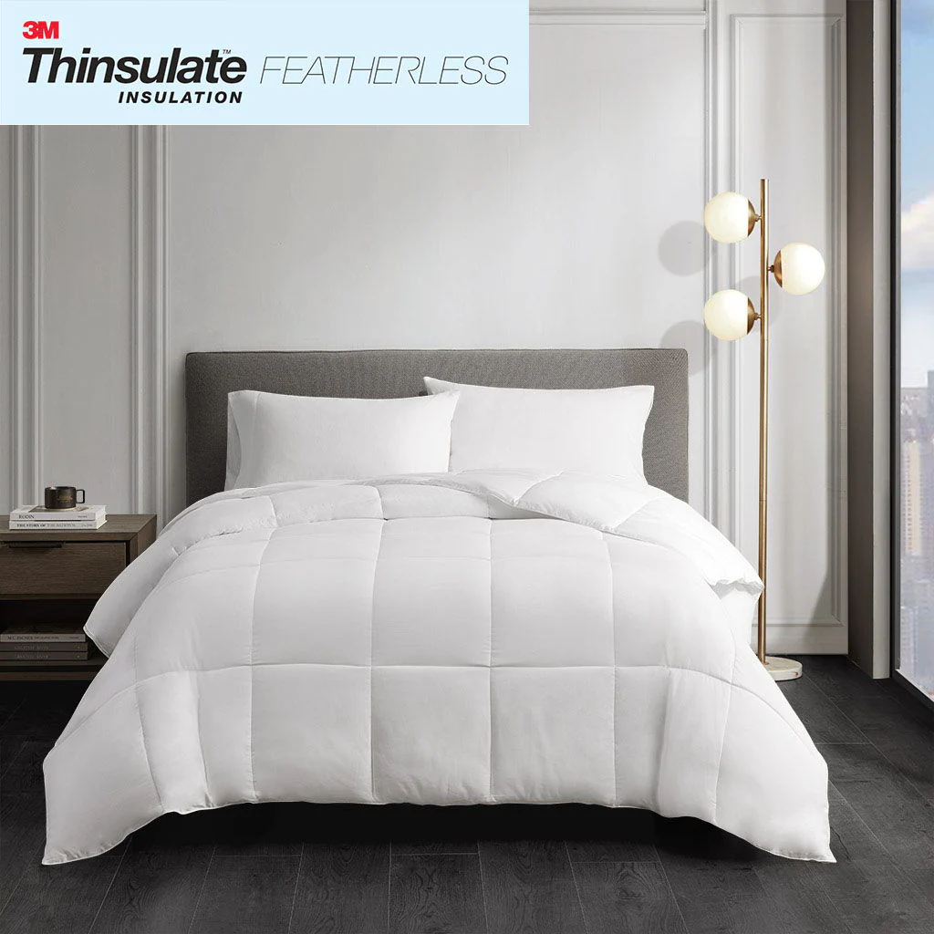 Year Round Warmth - King 300 Thread Count Sateen White Down Alternative 3M Thinsulate Comforter - White