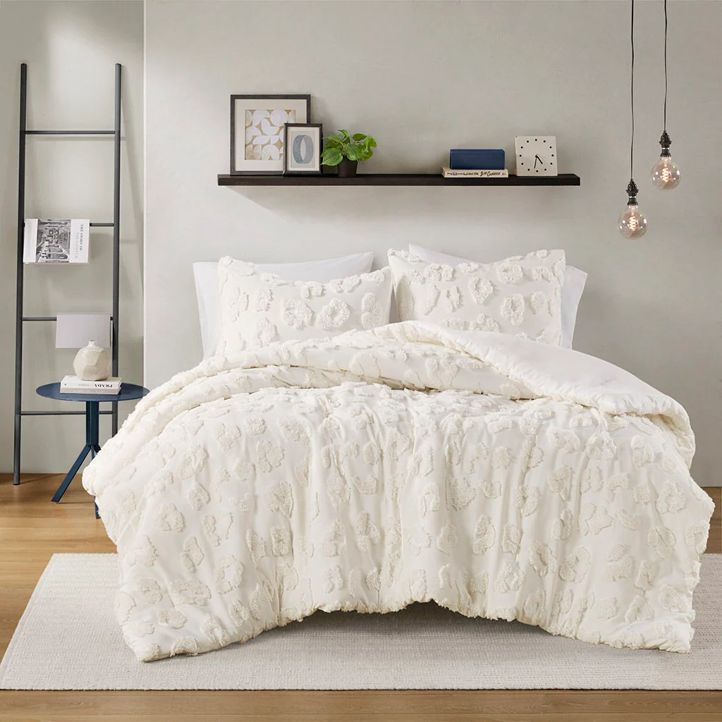 Larissa - 3 Piece Full/Queen Animal Comforter Set - Off-White - Image 4