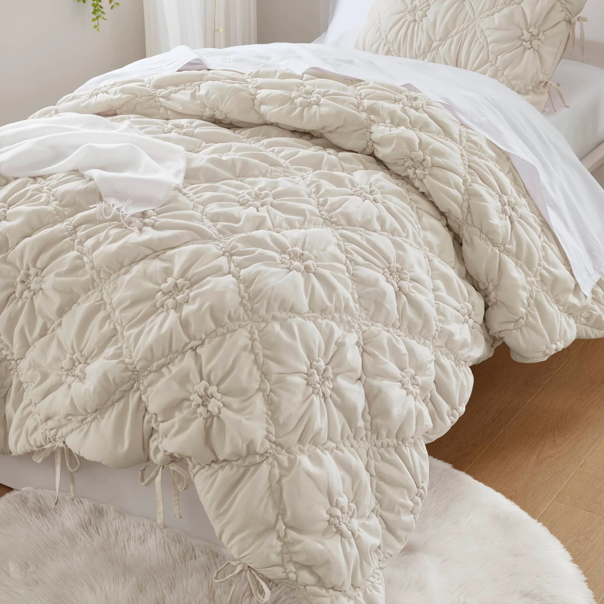 Lily - 2 Piece Comforter Set - Ivory - Image 2