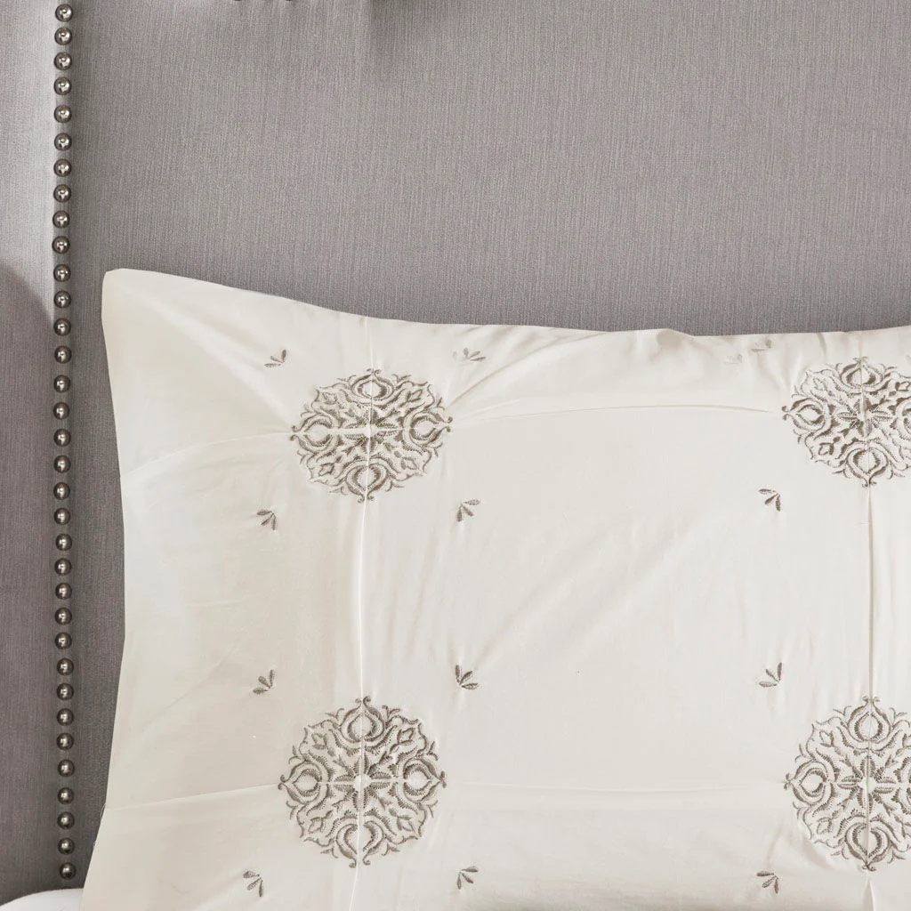 Malia - 4 Piece Embroidered Reversible Duvet Cover Set - Ivory - Image 4