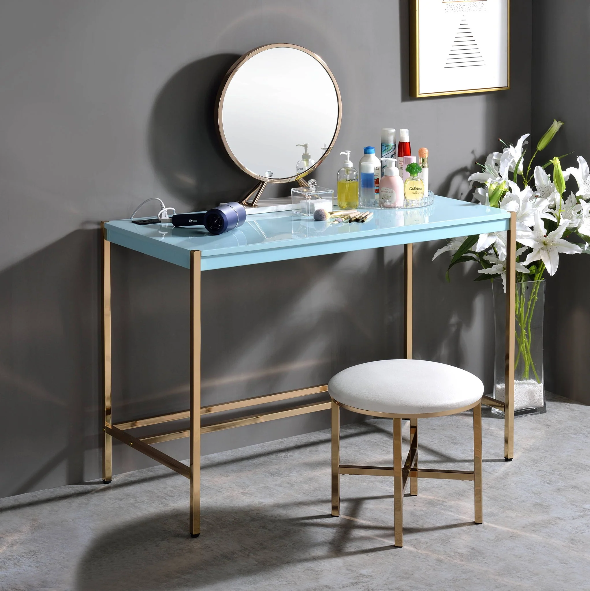 Midriaks - Writing Desk With USB - Image 4