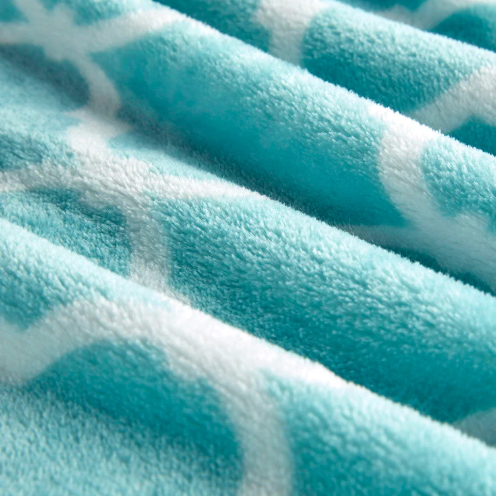 Ogee - Oversized Throw - Aqua - Image 3