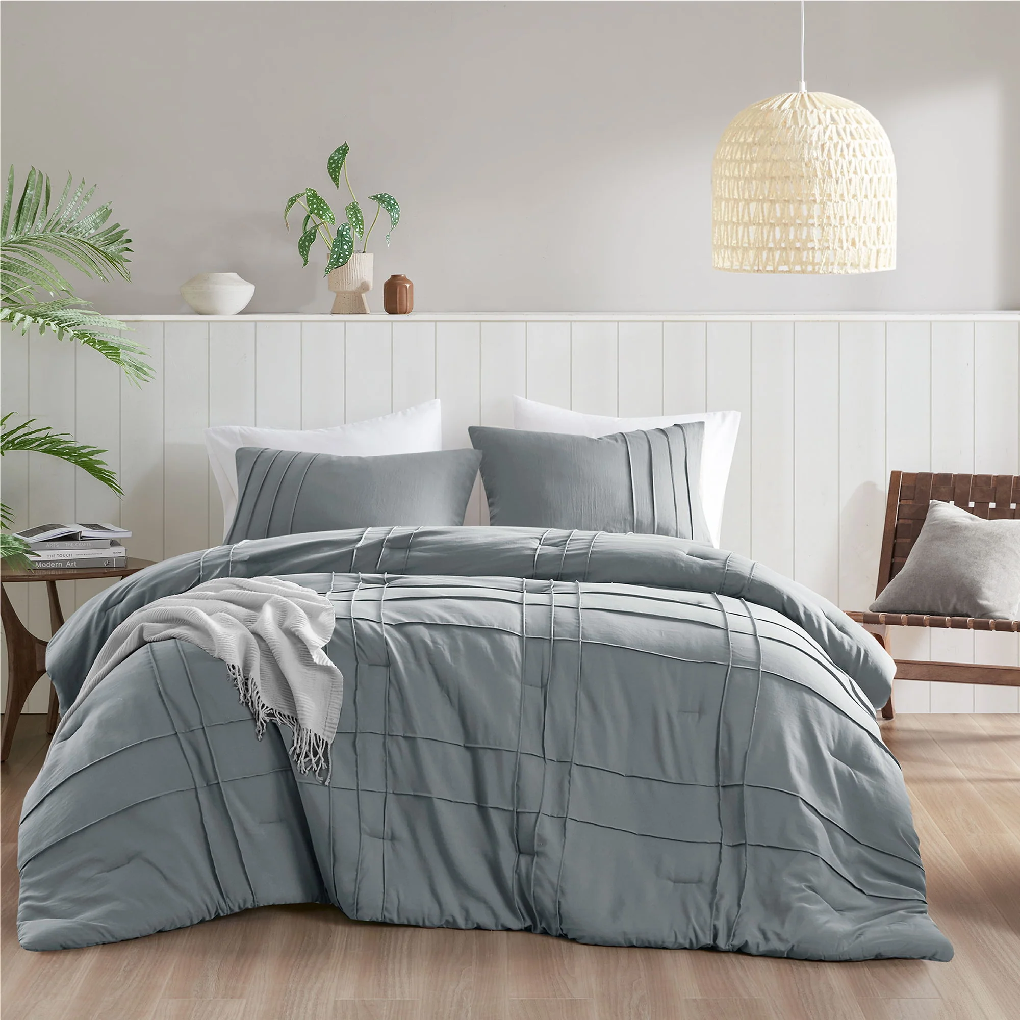 Porter - Twin/Twin Long Soft Washed Pleated Comforter Set - Blue/Gray