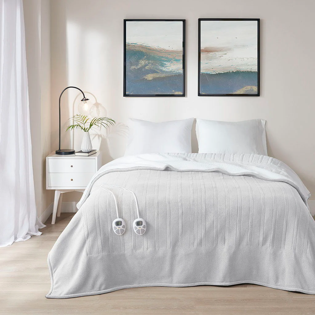 Fleece to Sherpa - Queen Comfort Heated Blanket - Light Gray