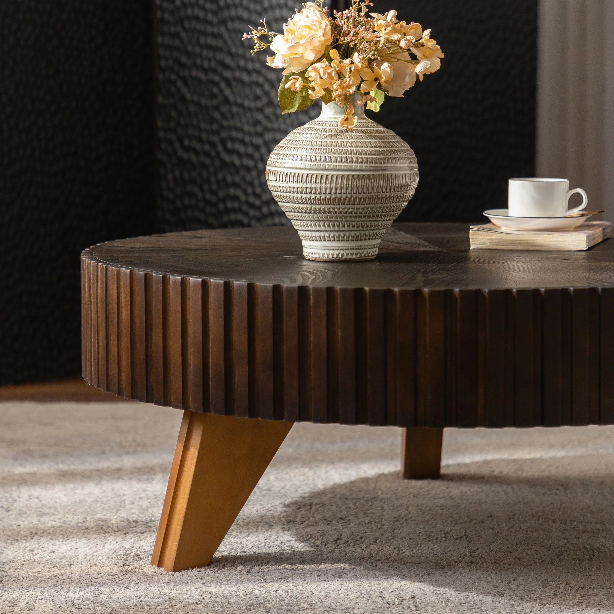Round Retro Coffee With Solid Wood Legs - Image 10