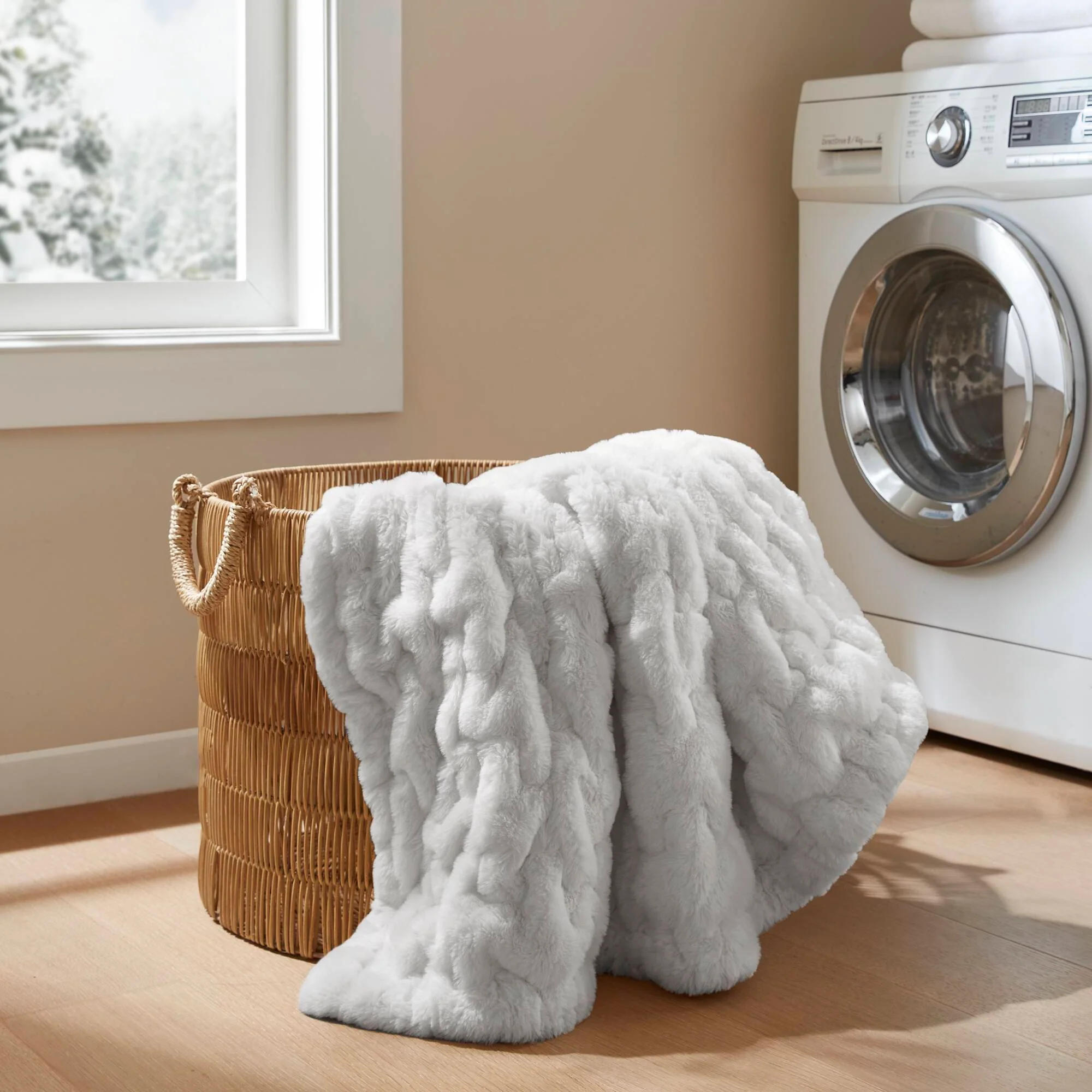 Ruched Fur - Throw - Silver Gray - Image 3
