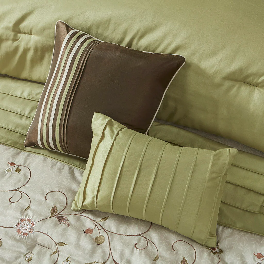 Serene - California King Embroidered Piece Comforter (Set of 7) - Green - Image 3