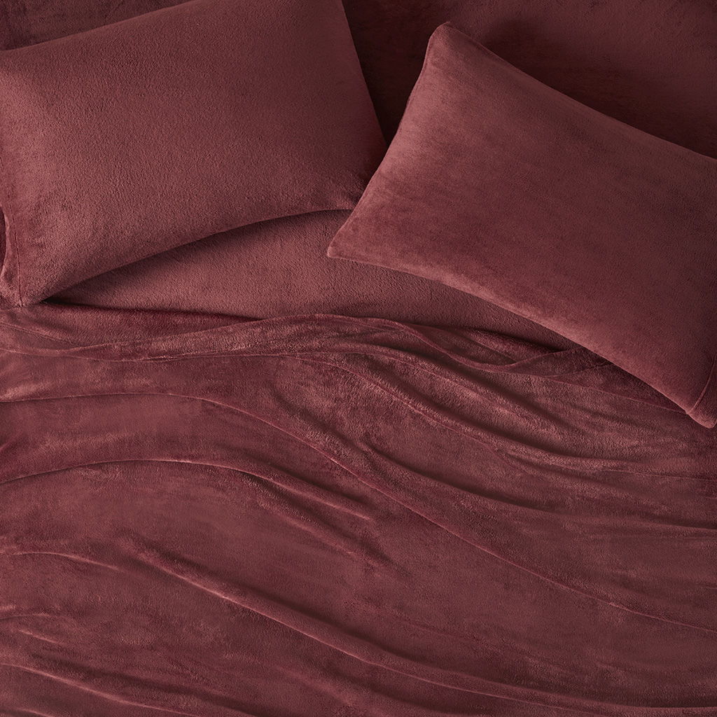 Soloft Plush - 4 Piece King Micro Plush Sheet Set - Burgundy - Image 4
