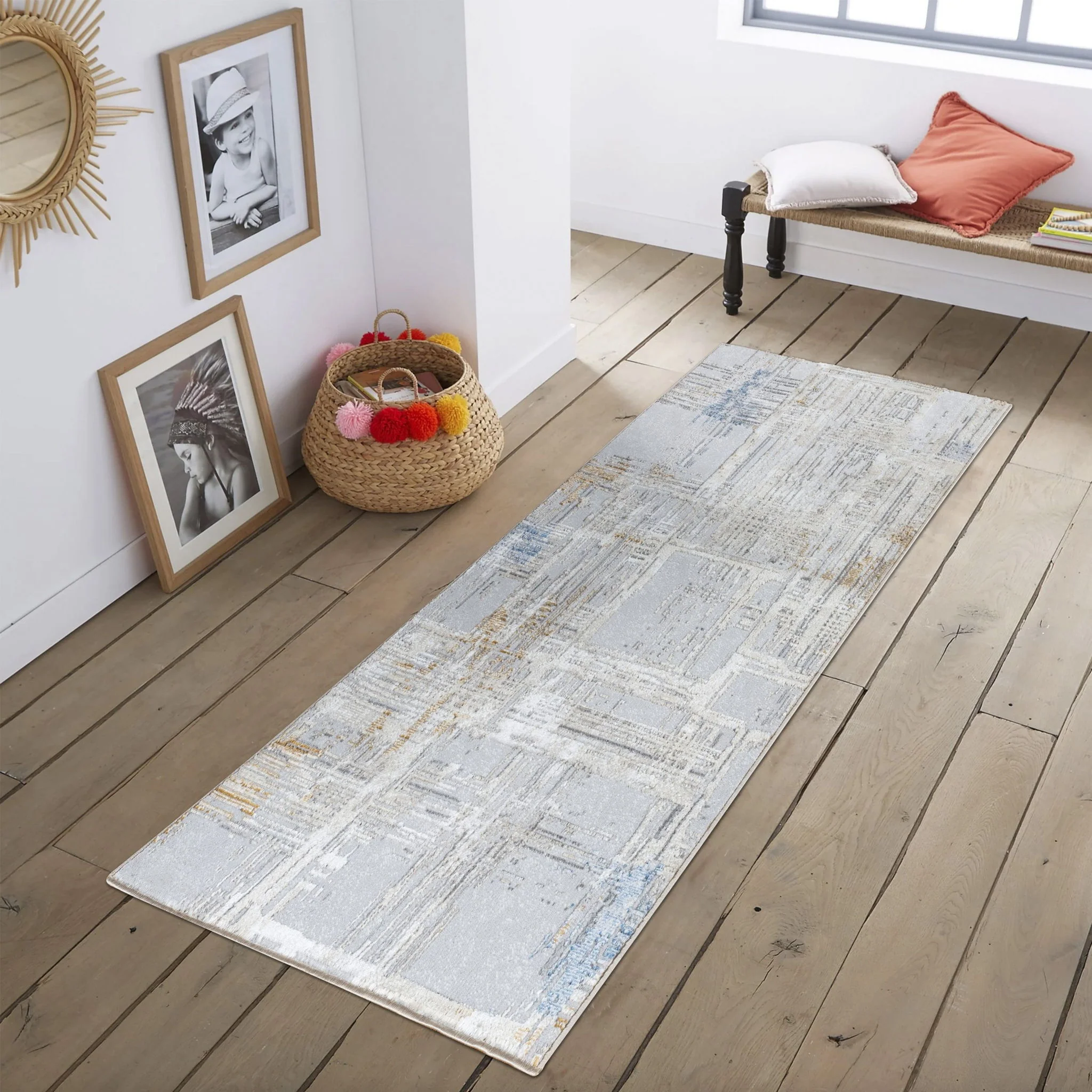 Textures - 5'3" X 7' Area Rug - Multi / White - Image 2