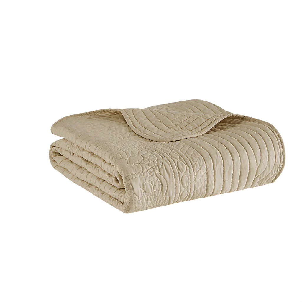 Tuscany - Oversized Quilted Throw - Khaki - Image 4